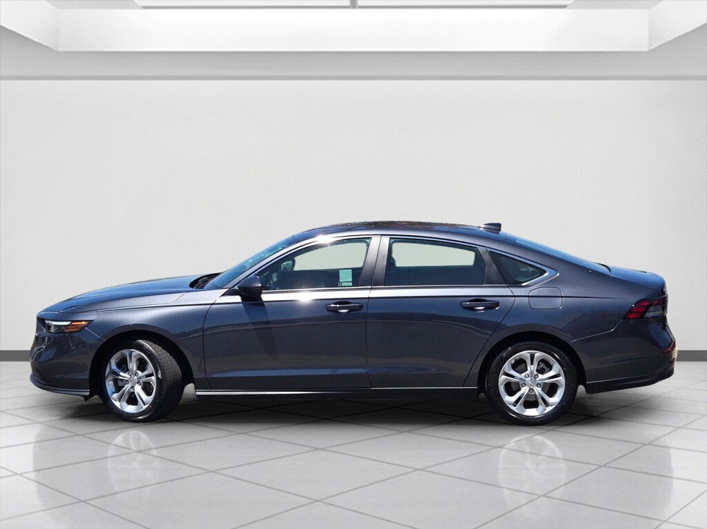 Certified 2023 Honda Accord LX image 8
