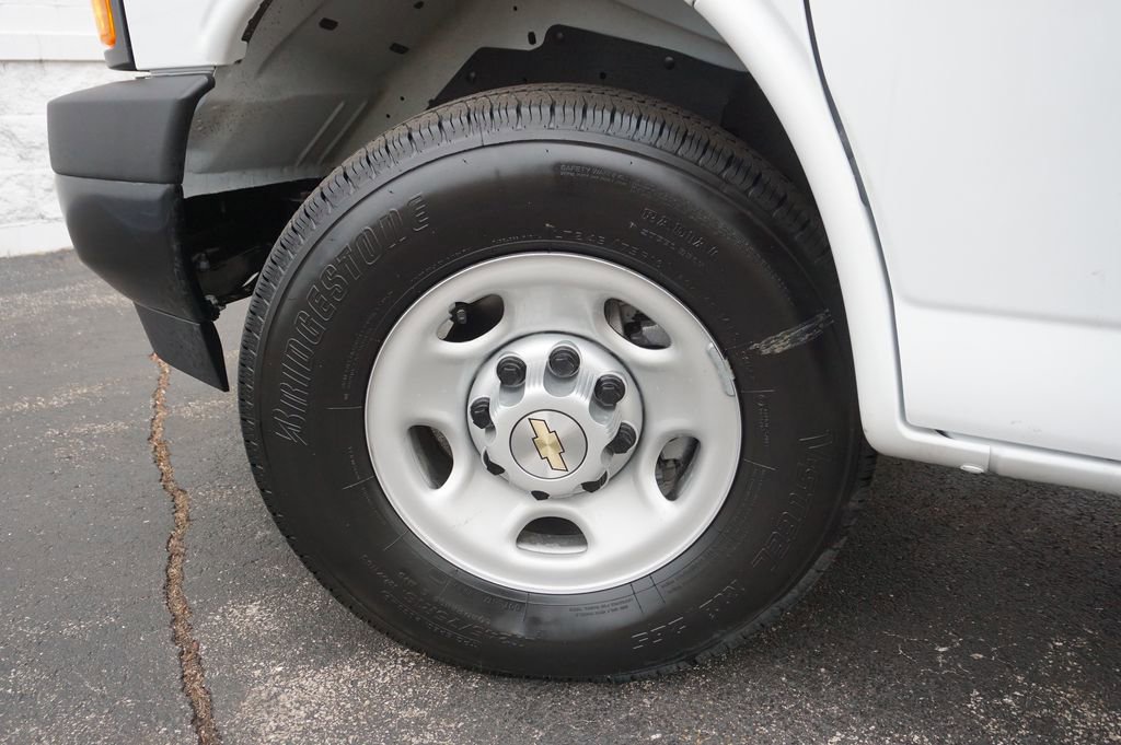 New 2025 Chevrolet Express 2500 w/ Driver Convenience Package image 22