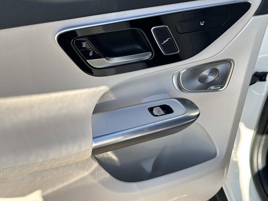 New 2026 Mercedes-Benz GLC 300 4MATIC image 12