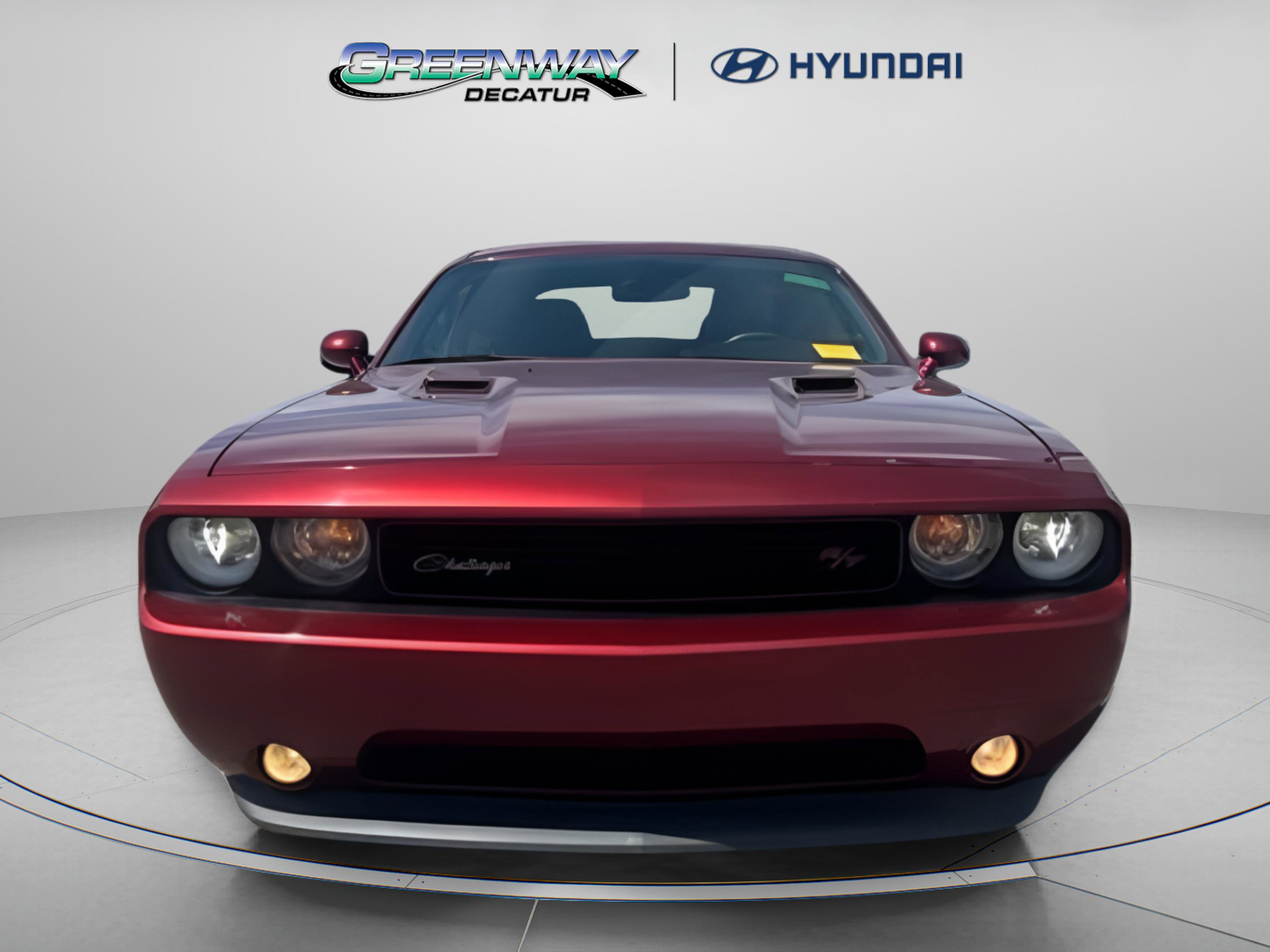 Used 2014 Dodge Challenger R/T RWD image 2