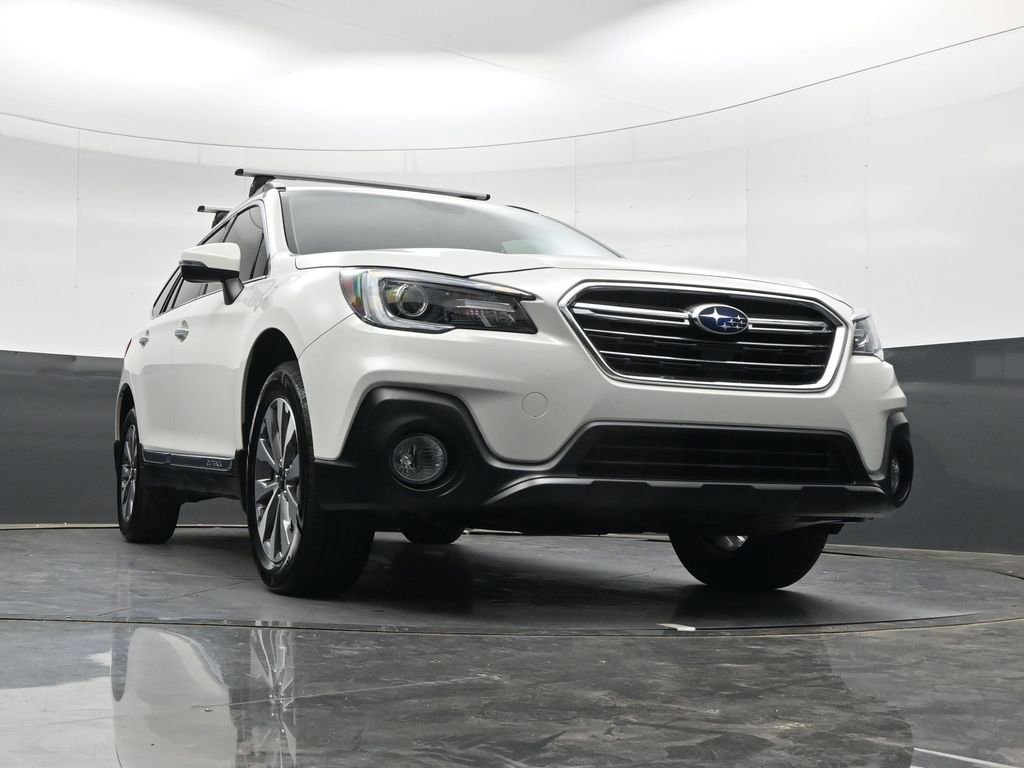 Used 2018 Subaru Outback 2.5i Touring w/ Popular Package #3 AWD/4WD image 25