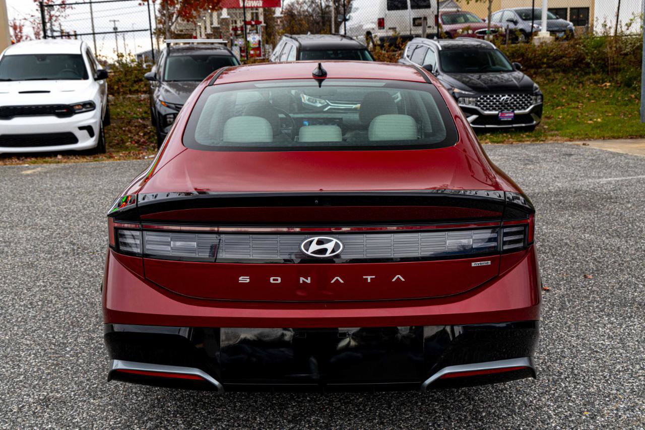 Used 2024 Hyundai Sonata SEL FWD image 5