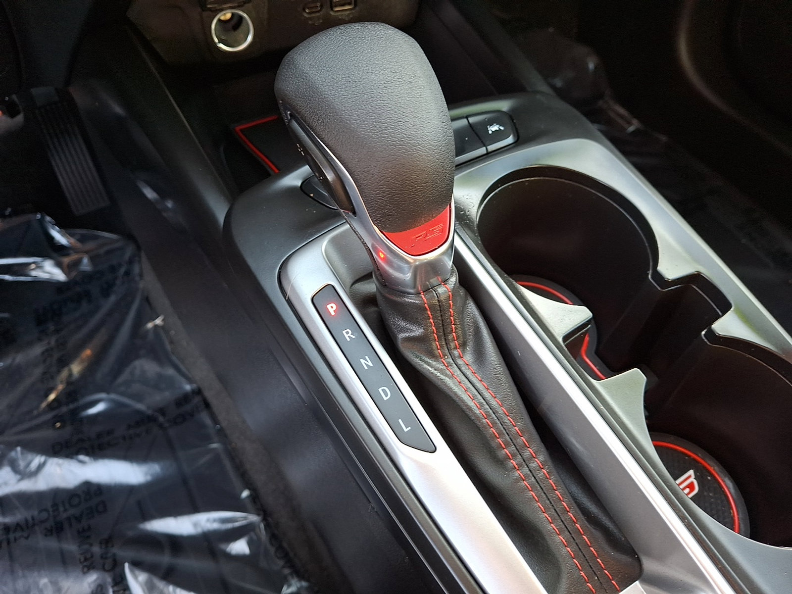 Certified 2025 Chevrolet Trax RS w/ Sunroof Package image 15