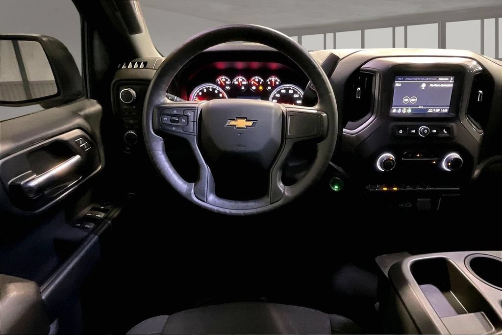 Used 2022 Chevrolet Silverado 1500 Custom AWD/4WD image 9