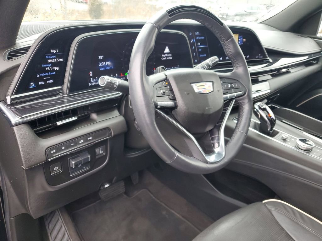 Used 2023 Cadillac Escalade Sport w/ LPO, ONYX Package image 8