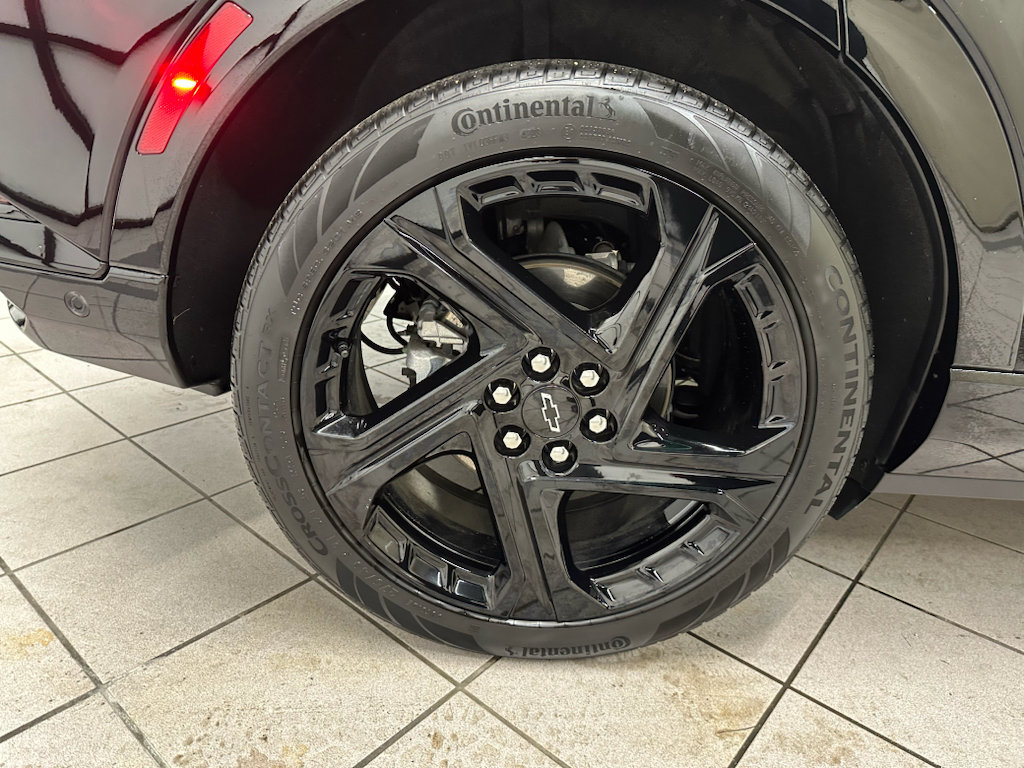 Certified 2024 Chevrolet Equinox EV RS FWD image 13