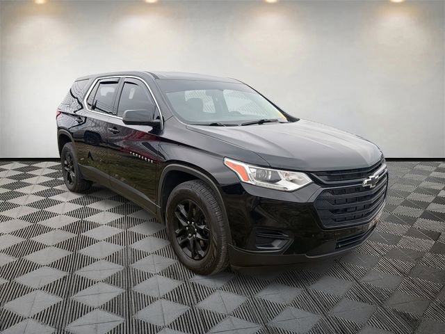 Used 2020 Chevrolet Traverse LS w/ LPO, Blackout Package image 3