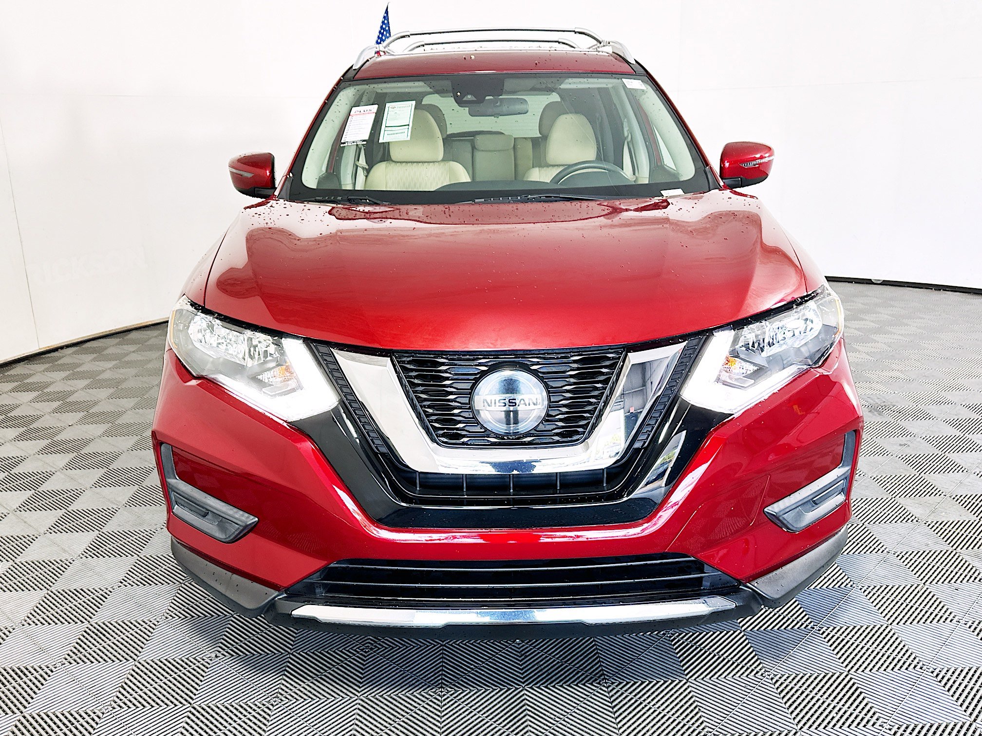 Used 2020 Nissan Rogue SV FWD image 8