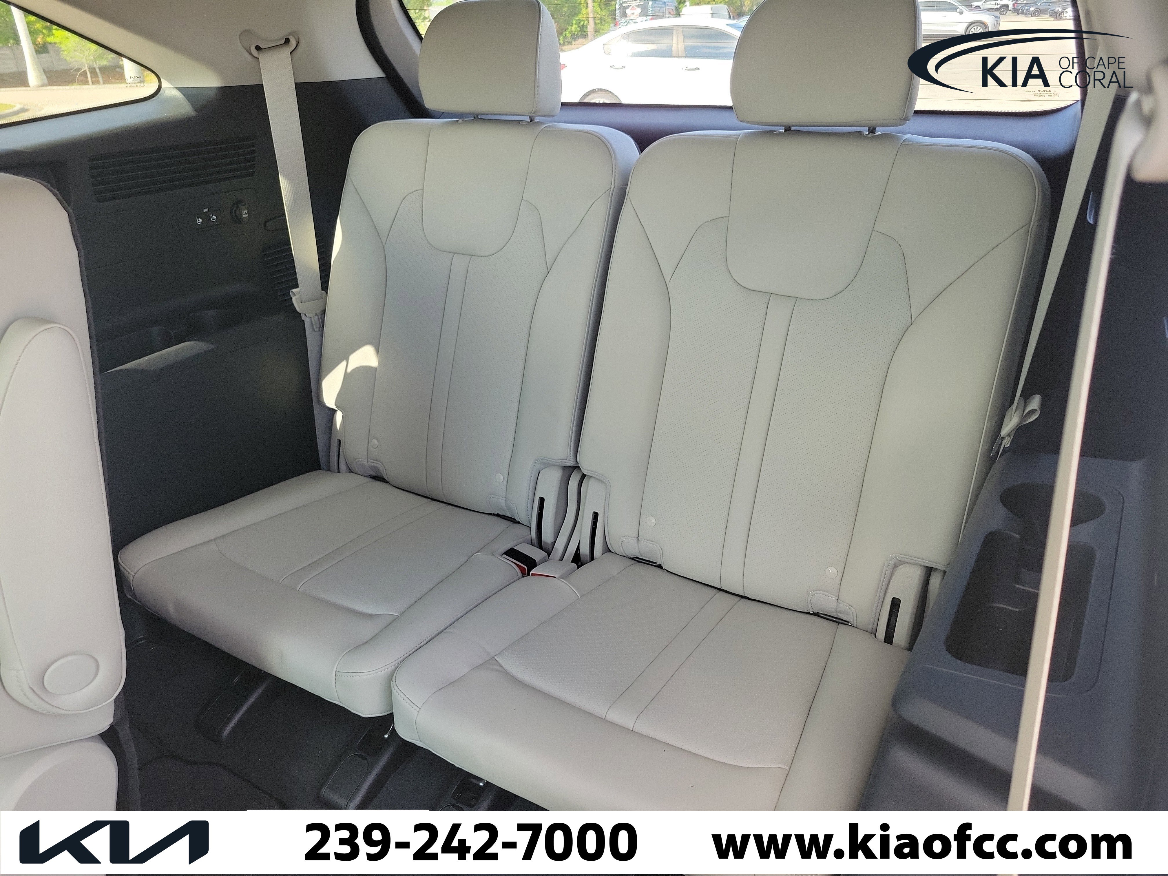 Certified 2023 Kia Sorento SX FWD image 13