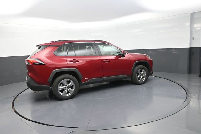 Used 2025 Toyota RAV4 XLE AWD/4WD image 9