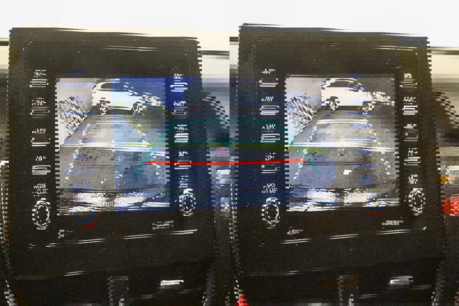 Used 2023 Toyota Camry SE image 27