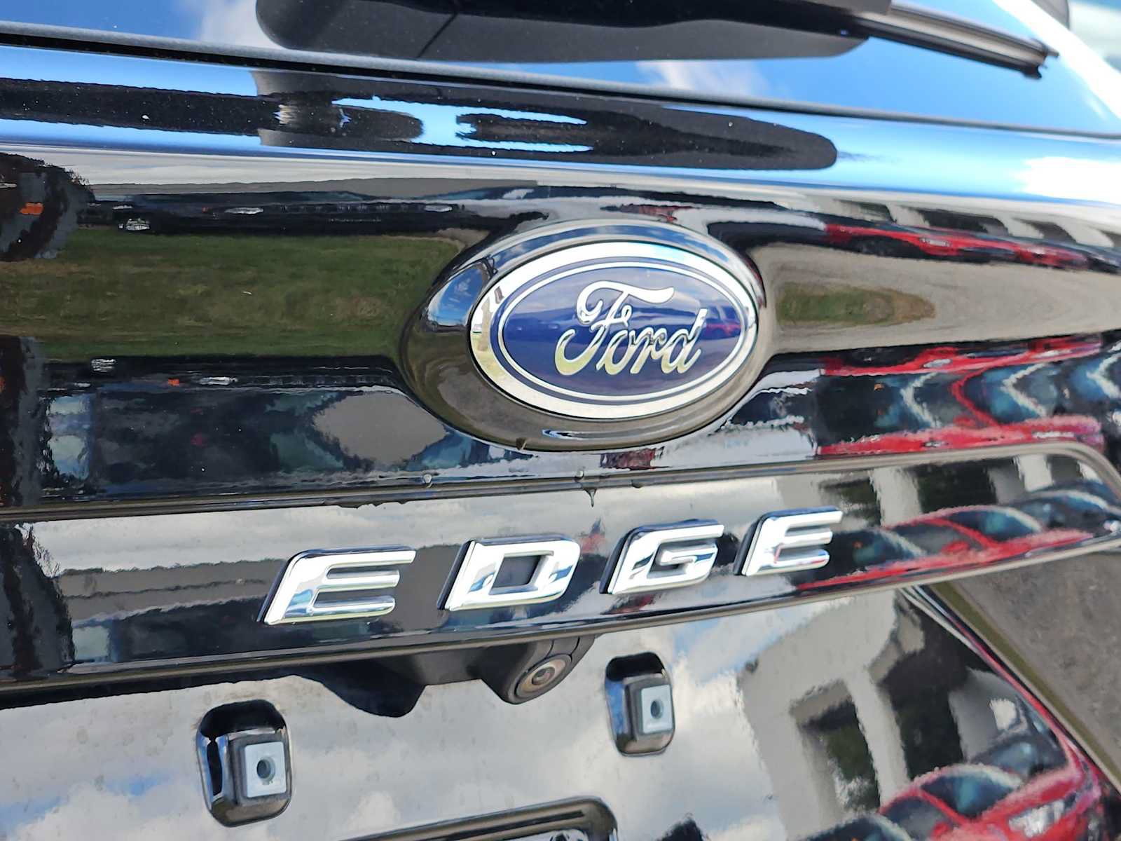 Used 2024 Ford Edge SEL AWD/4WD image 10