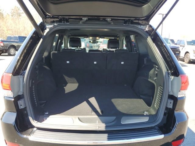 Used 2018 Jeep Grand Cherokee Limited AWD/4WD image 10