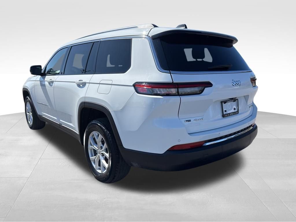 Used 2023 Jeep Grand Cherokee L Limited AWD/4WD image 5