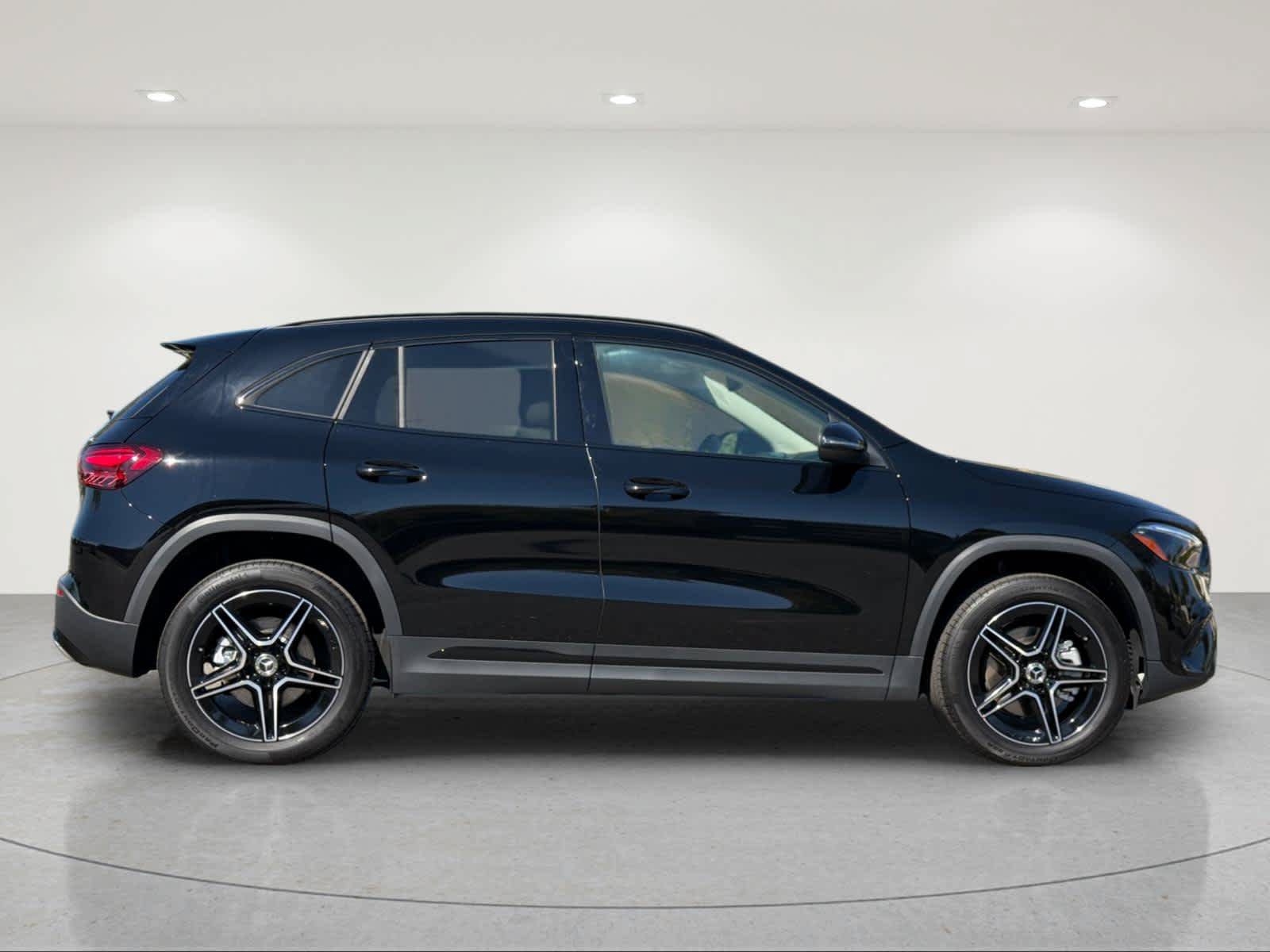 Certified 2026 Mercedes-Benz GLA 250 4MATIC image 6