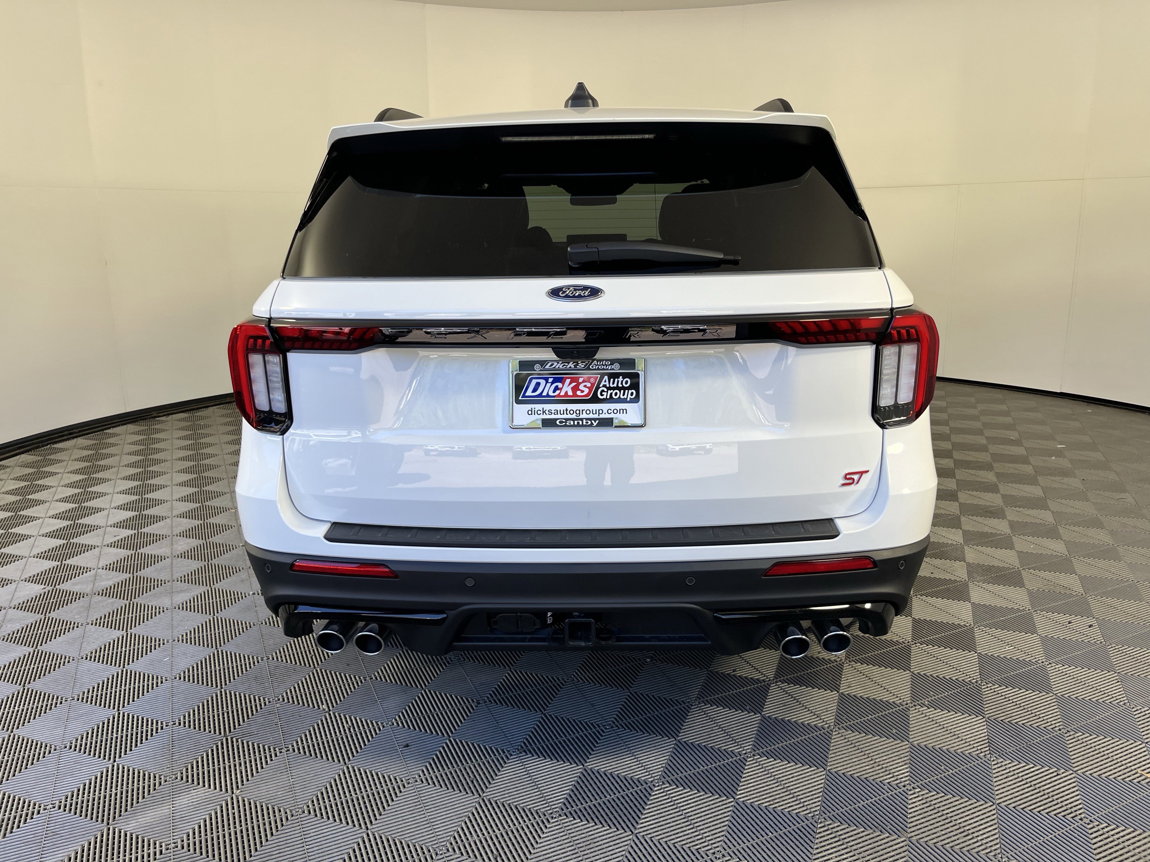 New 2026 Ford Explorer ST w/ Sun And Sound Package AWD/4WD image 4