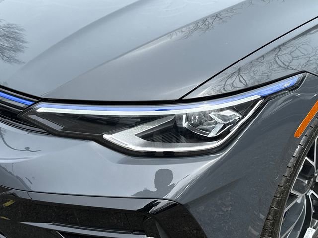New 2026 Volkswagen Golf 2.0T image 7