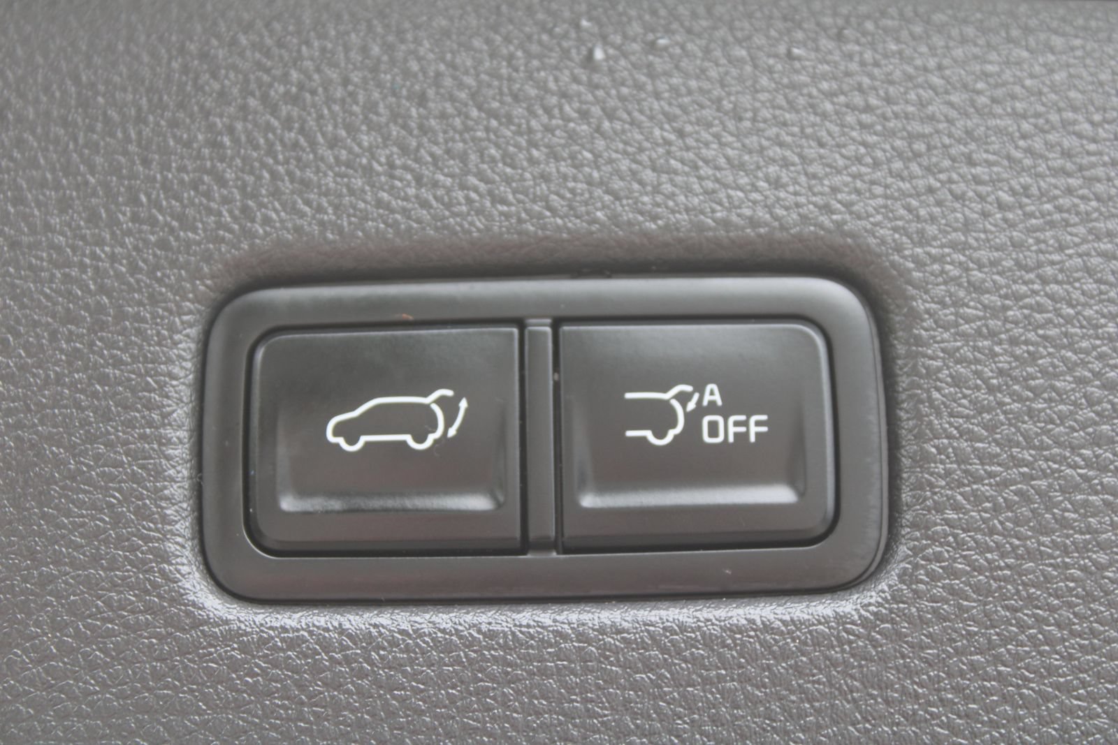 Certified 2023 Kia Carnival SX Prestige FWD image 14