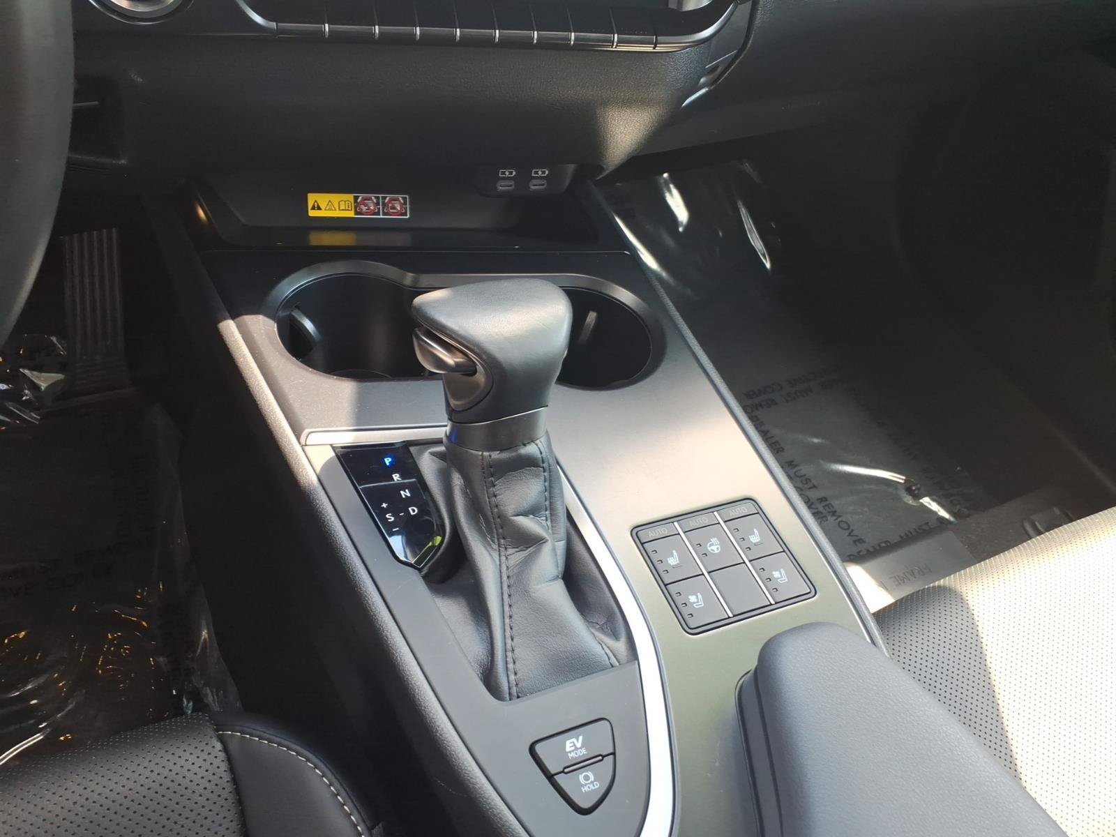 Certified 2023 Lexus UX 250h F Sport w/ Accessory Package (Z2) AWD/4WD image 13