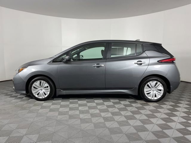 Used 2023 Nissan Leaf S image 6