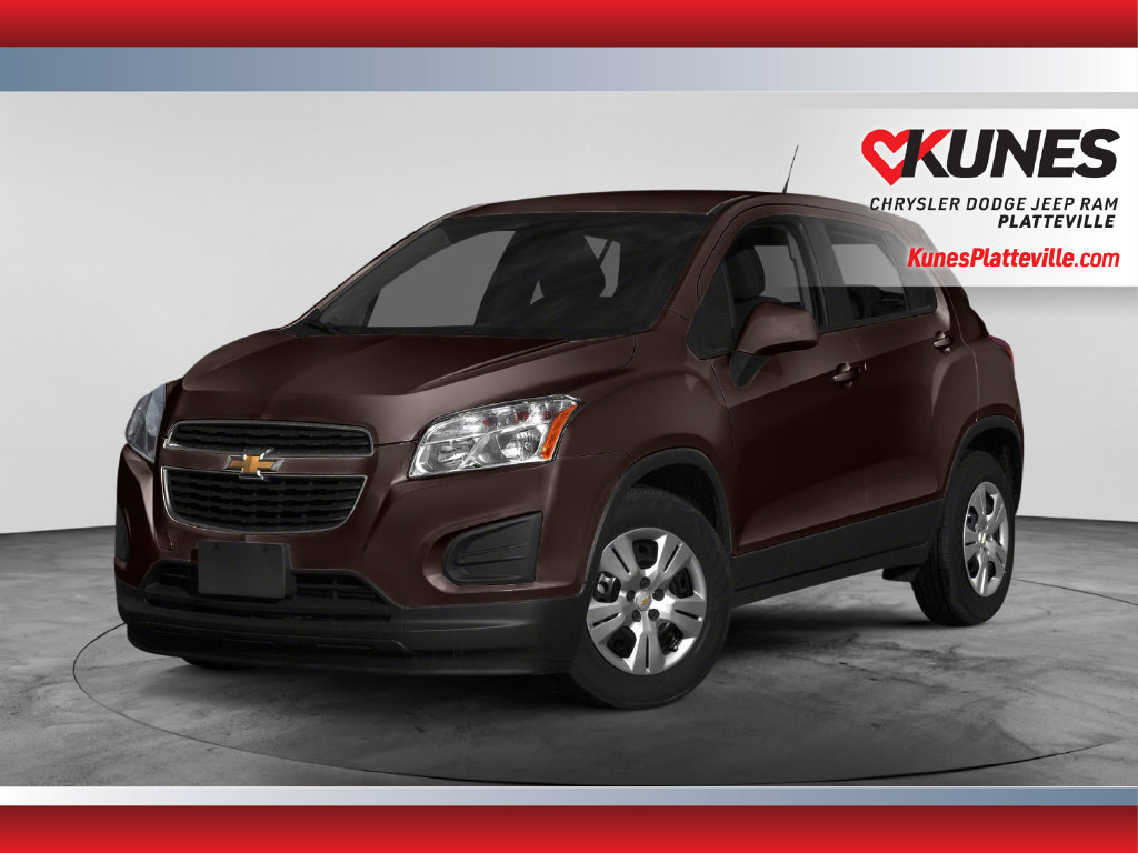 Used 2015 Chevrolet Trax LT w/ LT Sun and Sound Package AWD/4WD image 1