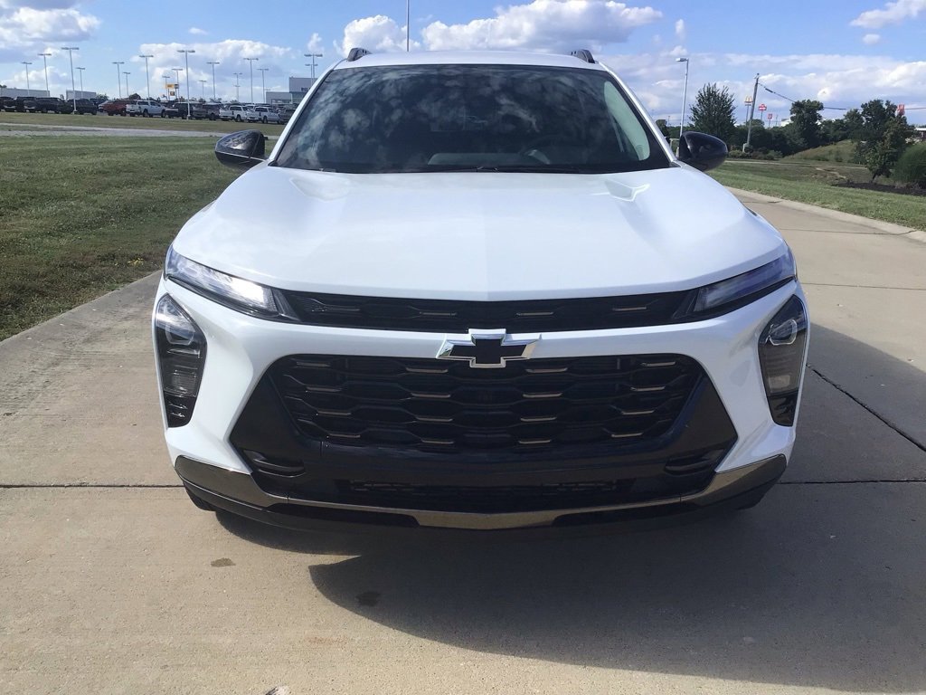 New 2025 Chevrolet Trax ACTIV w/ Driver Confidence Package image 3