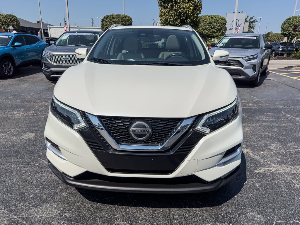 Used 2020 Nissan Rogue Sport SL w/ Premium Package AWD/4WD image 2