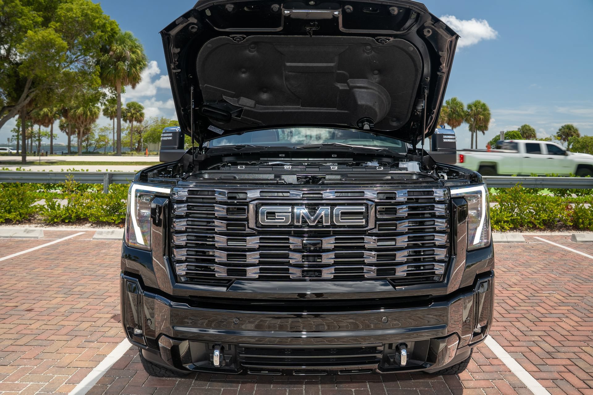 Used 2026 GMC Sierra 2500 Denali Ultimate AWD/4WD image 12