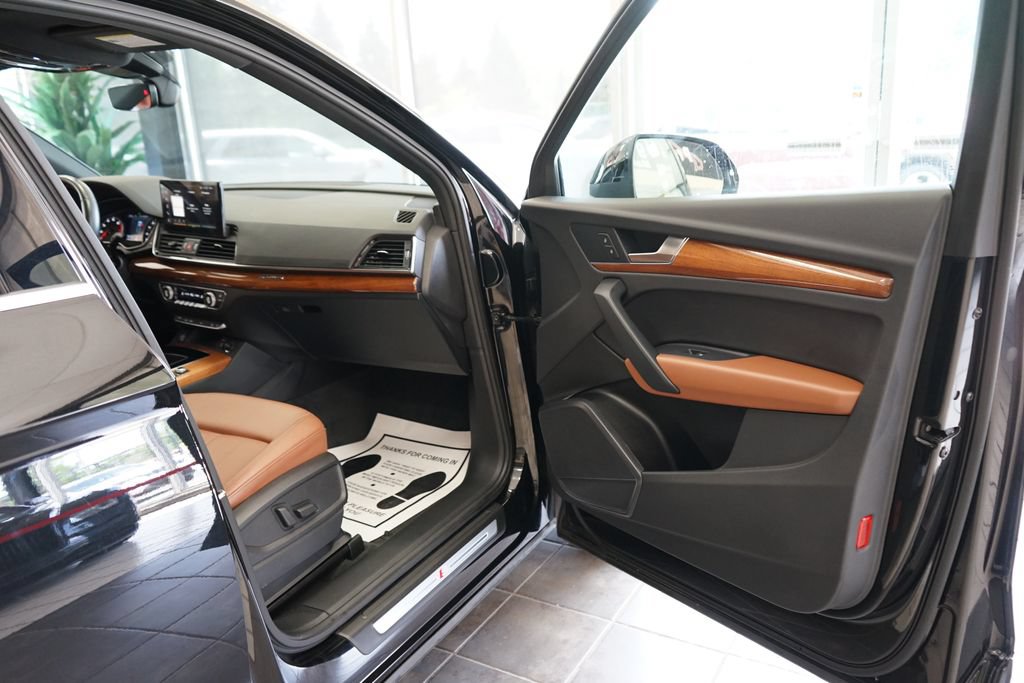 Used 2023 Audi Q5 2.0T Premium AWD/4WD image 42