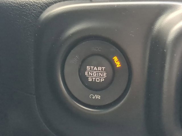 Used 2021 Jeep Gladiator Sport image 26