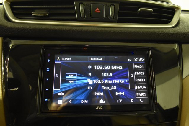 Used 2015 Nissan Rogue SV image 20