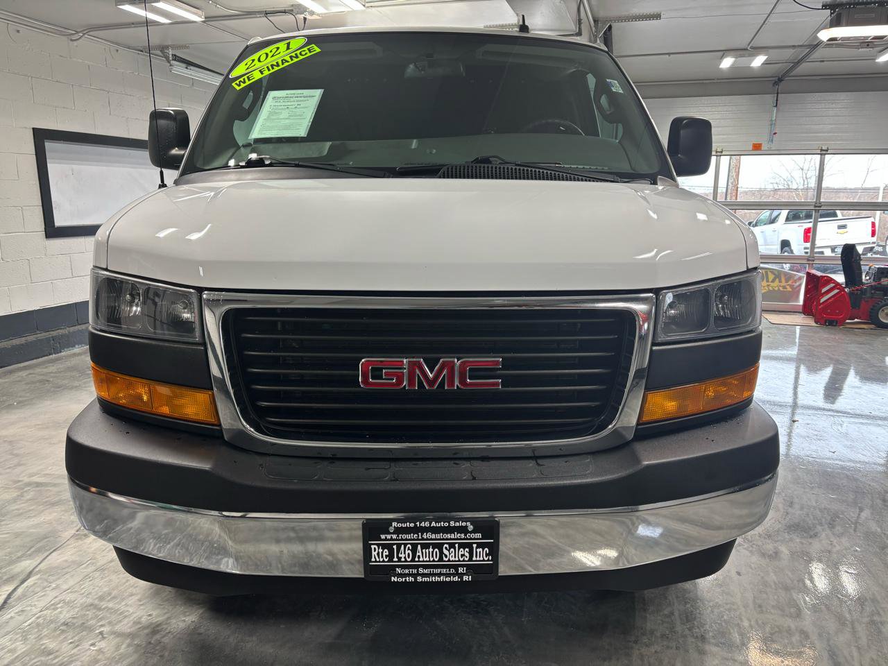 Used 2021 GMC Savana 2500 w/ Driver Convenience Package RWD image 3