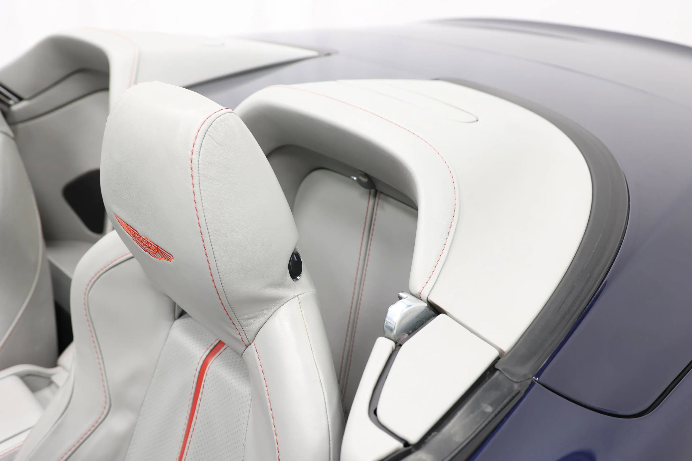 Used 2016 Aston Martin V8 Vantage GT RWD image 20
