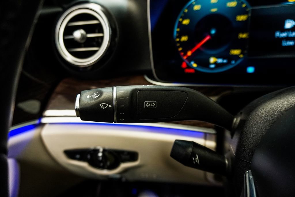 Used 2021 Mercedes-Benz E 350 Sedan w/ Premium Package image 19