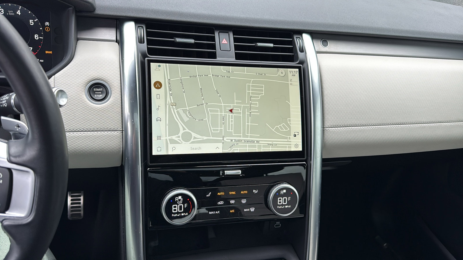 Used 2022 Land Rover Discovery S R-Dynamic image 19