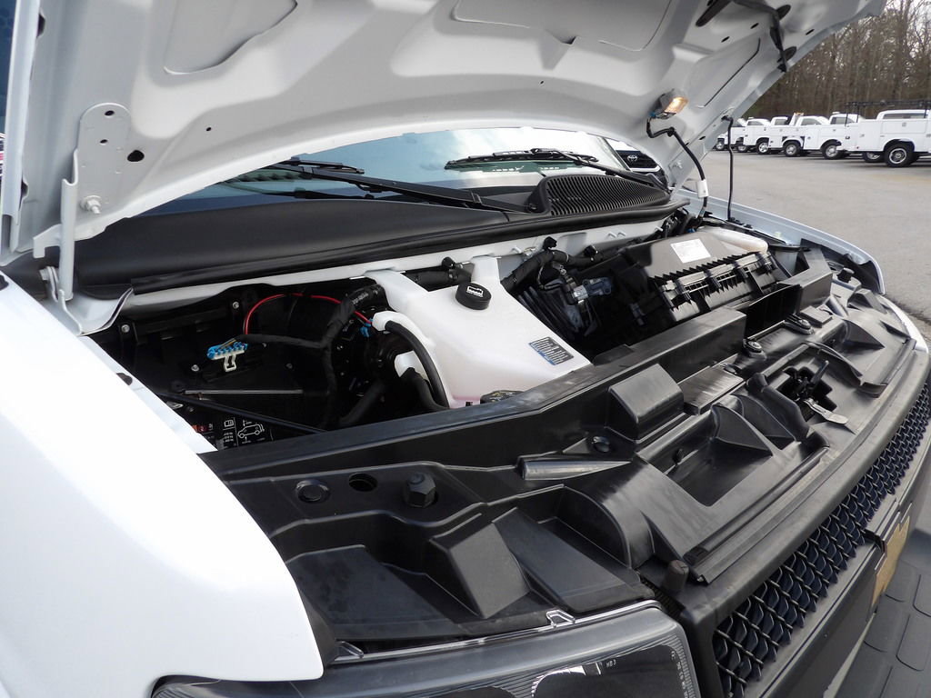 Used 2022 Chevrolet Express 2500 Extended w/ Driver Convenience Package image 38