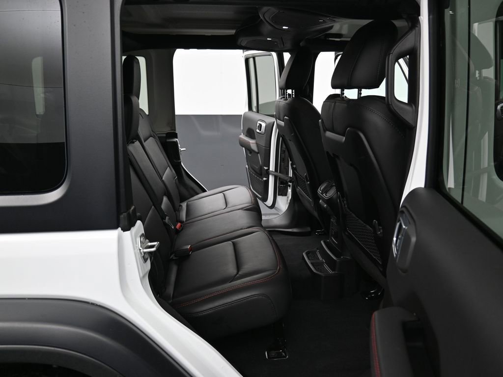 Used 2024 Jeep Wrangler Unlimited Rubicon w/ Convenience Group image 30