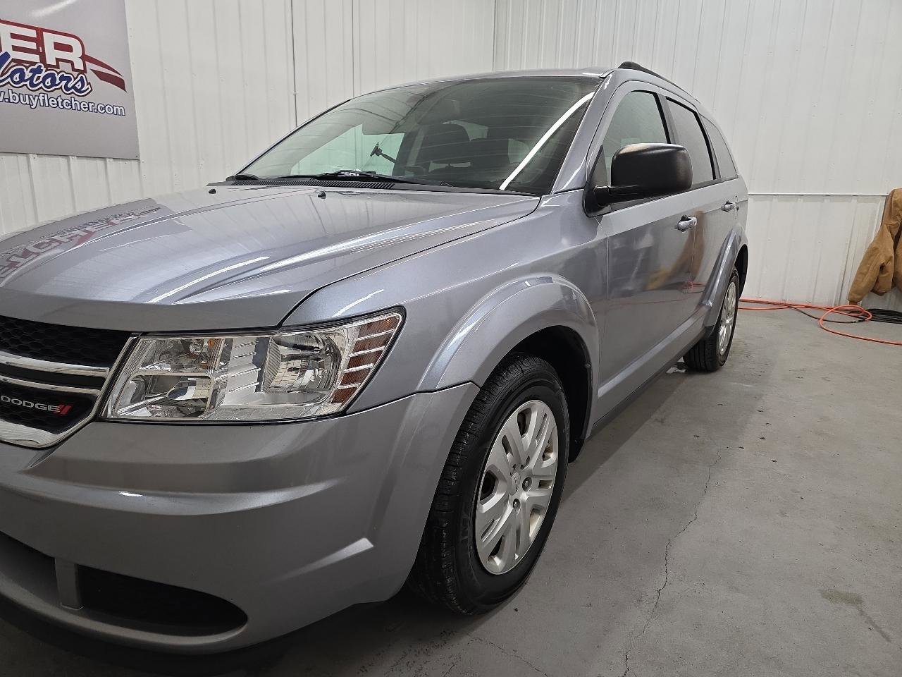 Used 2018 Dodge Journey SE FWD image 4