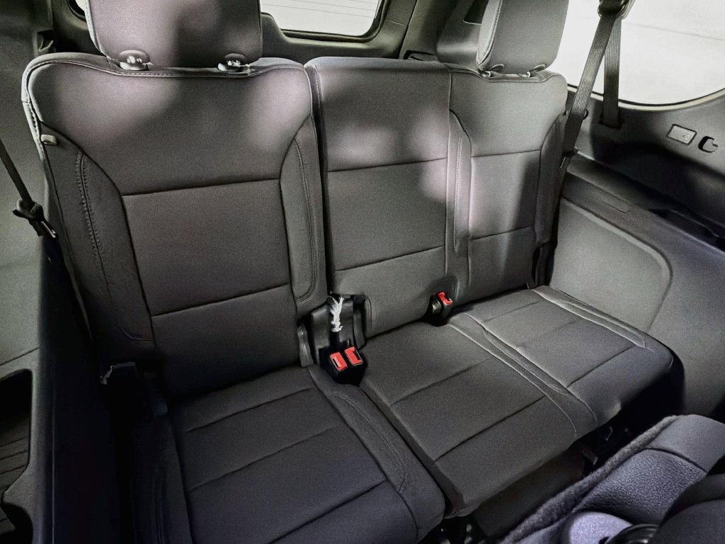 New 2027 Chevrolet Suburban LT w/ Comfort Package AWD/4WD image 29