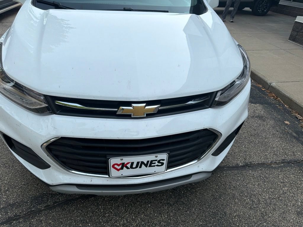 Used 2019 Chevrolet Trax LT w/ LT Convenience Package AWD/4WD image 15