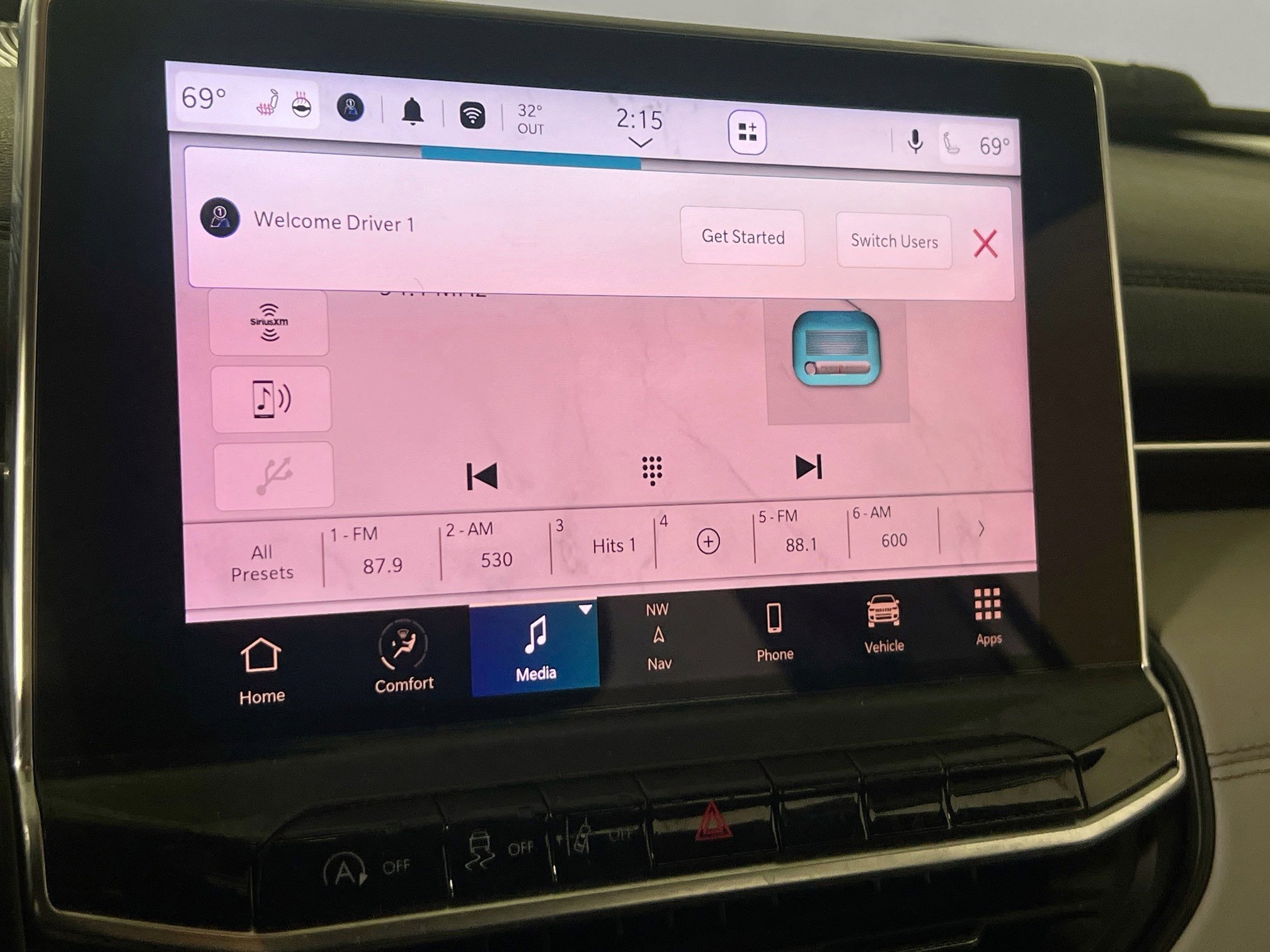 Used 2022 Jeep Compass Limited w/ Elite Group image 15