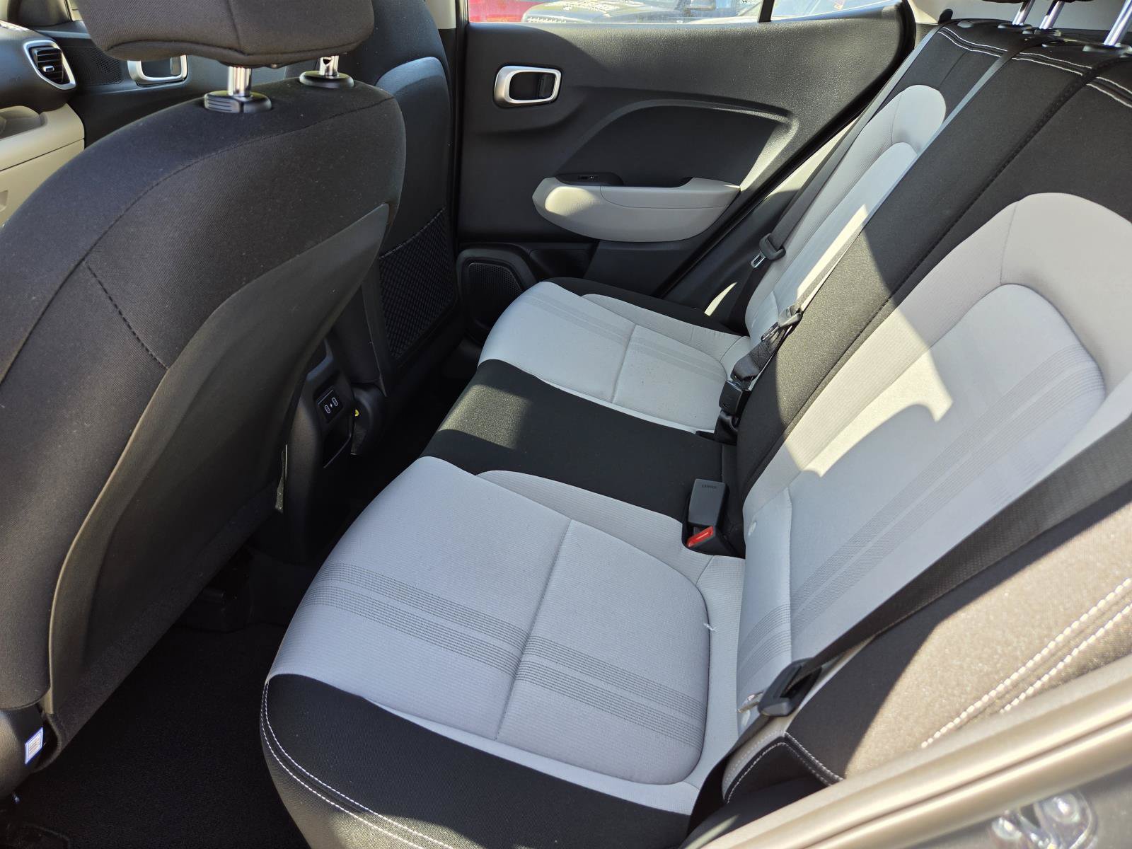 New 2026 Hyundai Venue SEL FWD image 11