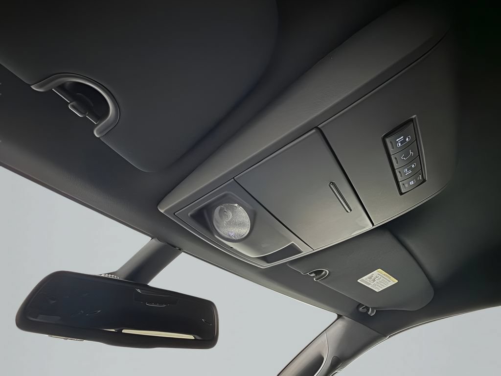 Used 2019 Dodge Grand Caravan SXT FWD image 25