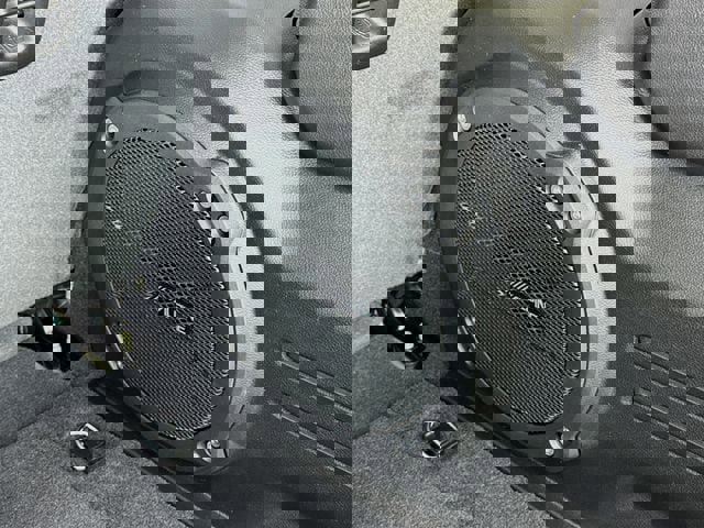 New 2025 Jeep Wrangler Unlimited Rubicon w/ Technology Group image 22