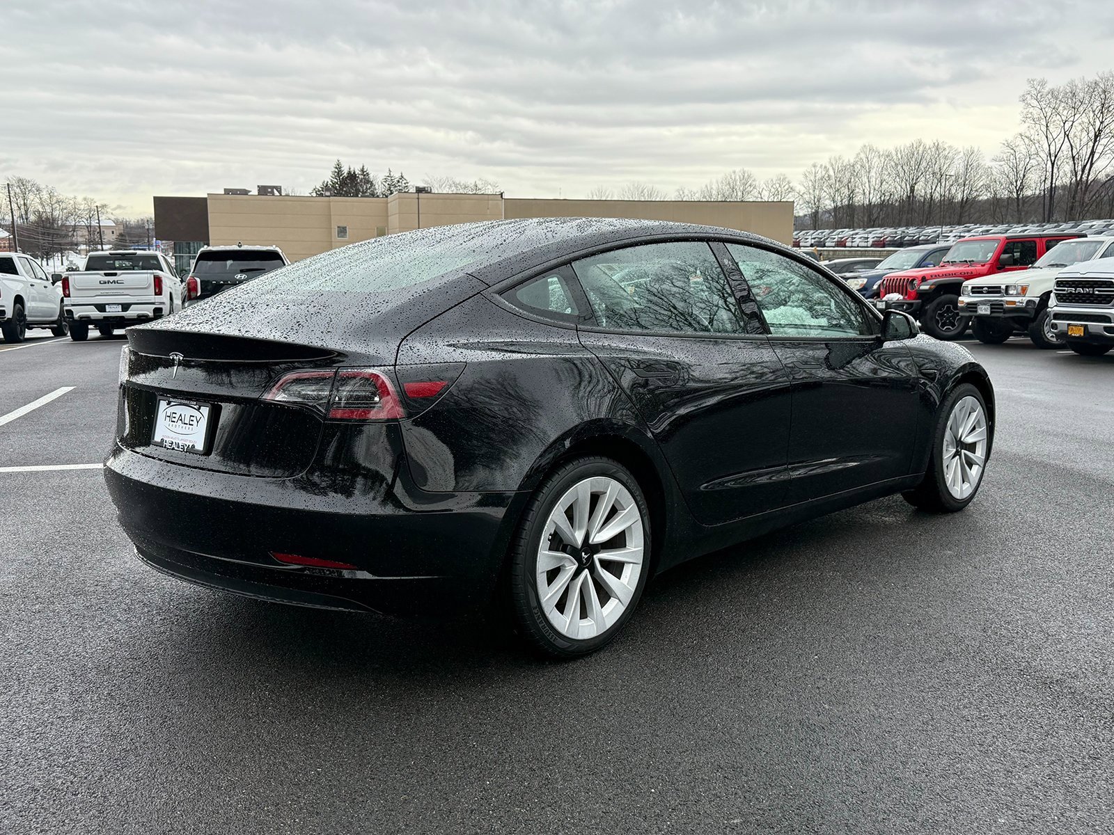 Used 2023 Tesla Model 3 Standard Range image 6