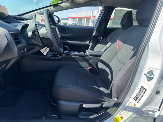 New 2026 Toyota Prius Plug-In Hybrid FWD image 13