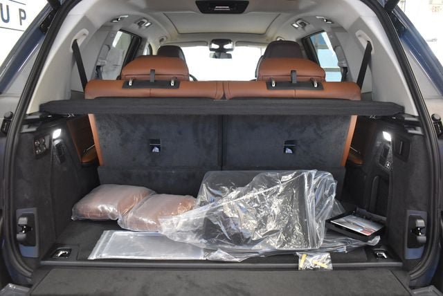 New 2027 BMW X7 xDrive40i AWD/4WD image 16