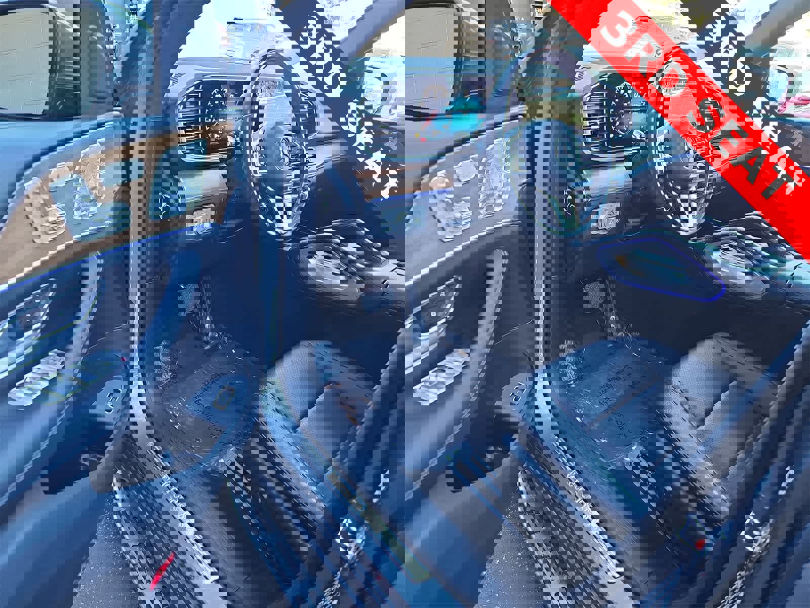 Used 2021 Mercedes-Benz GLE 350 w/ 3rd Row Seat Package image 10