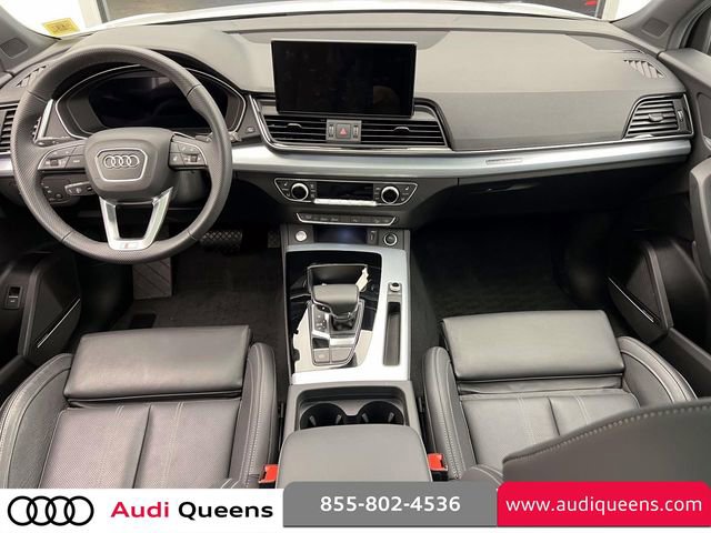 Used 2025 Audi Q5 2.0T Premium Plus w/ Premium Plus Package AWD/4WD image 13