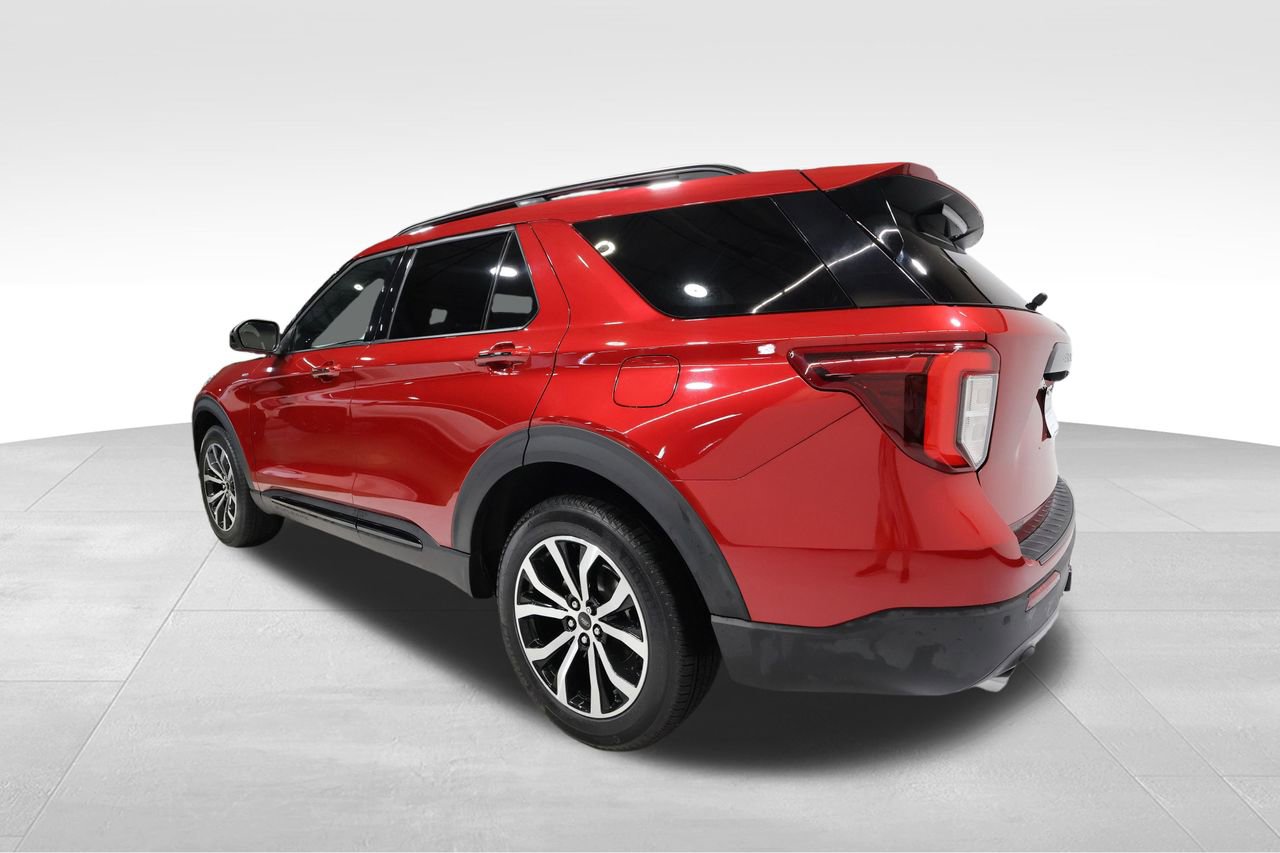 Used 2024 Ford Explorer ST-Line w/ Class IV Trailer Tow Package AWD/4WD image 2